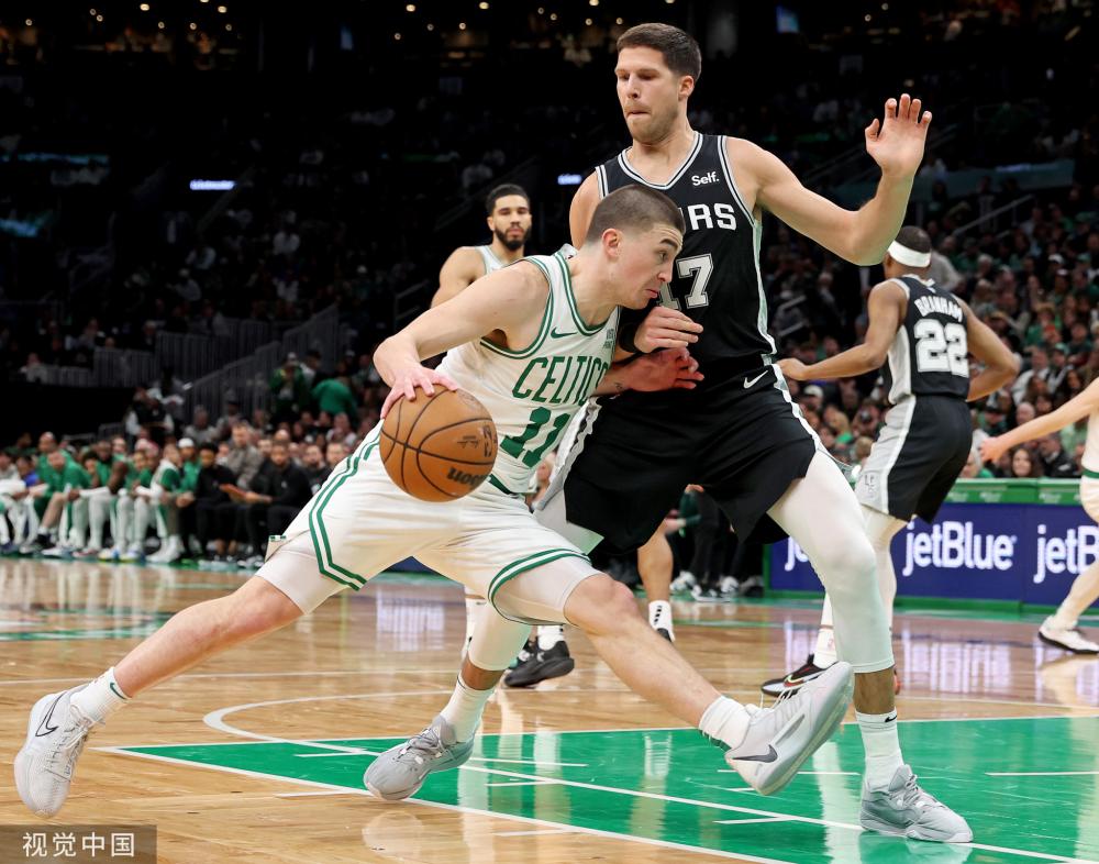 球发展的核 球发展的核