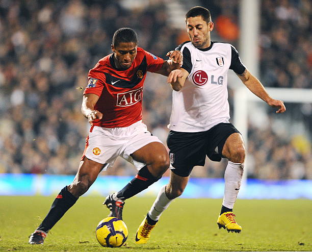 在场下积极 在场下积极